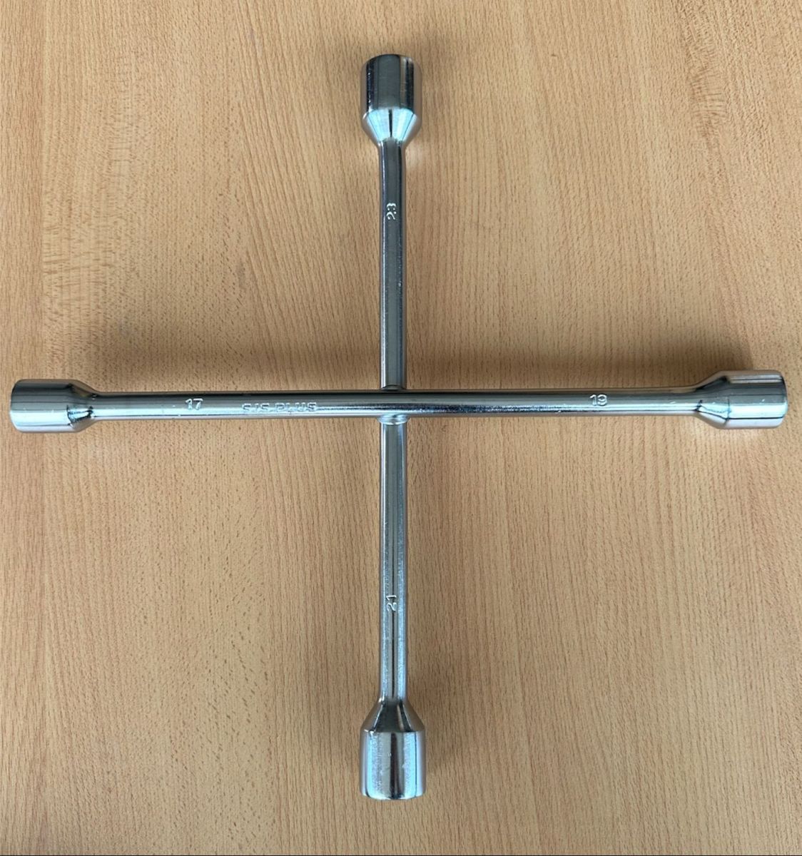 LLAVE CRUZ 17X19X21X23MM SJSPLUS